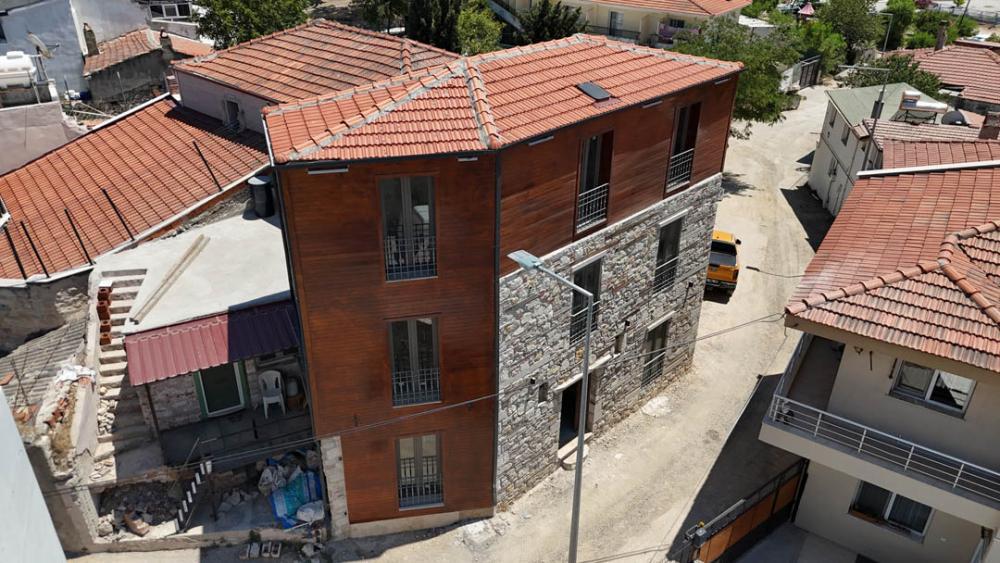 SATILIK TARİHİ DOKUDA 6 ODALI BUTİK OTELE KULLANIMINA UYGUN TAŞ KONAK